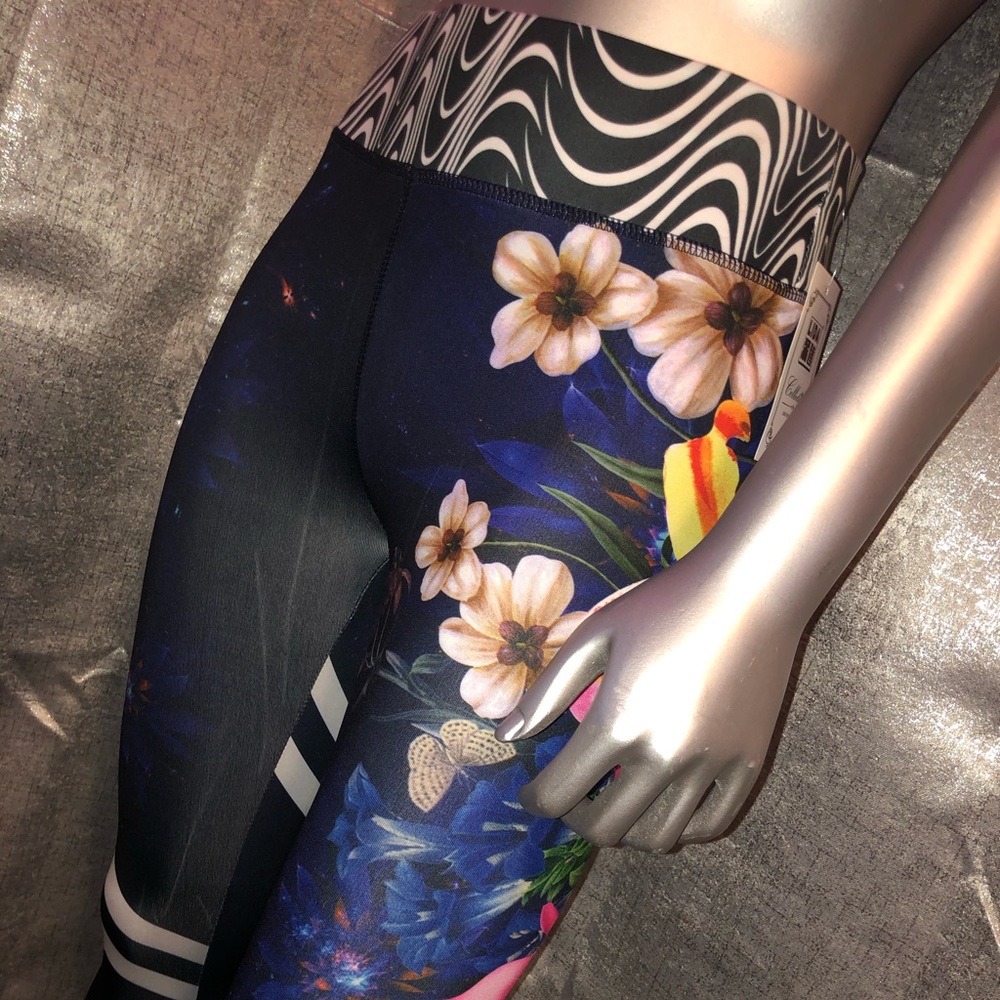 Cute flower design leggings